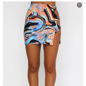 White fox got Your Attention Mini Skirt Orange Swirl